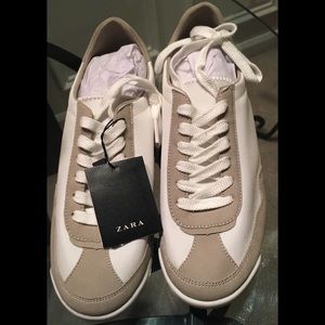 NWT Zara combined gray and white sneaker